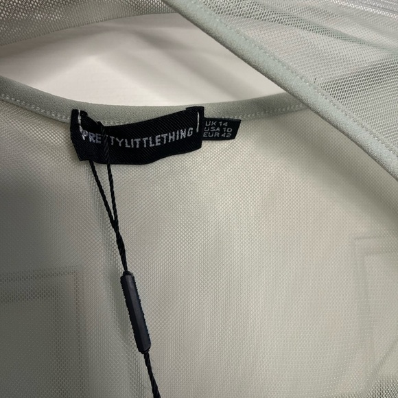 NWT Pretty Little Thing Green Mesh Bodice Cut Out Mini Dress 10 - Picture 6 of 11